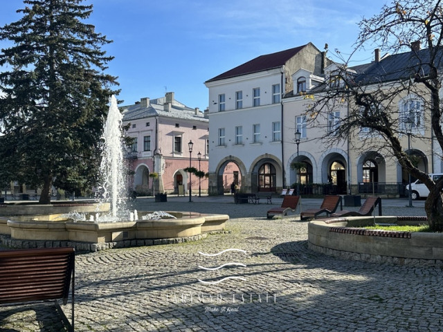 Wynajmę lokal użytkowy w Rynku Krosno
